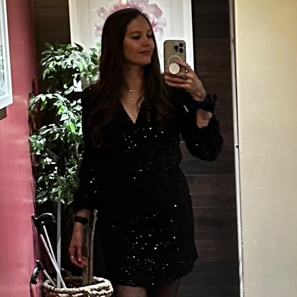 Heartloom Long Sleeve Sequin Glenna Dress - Picture 12 of 13